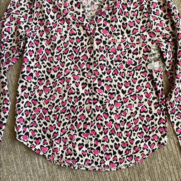 NWOT Victoria's Secret Pink and Black Heart Cheetah Print Button Down PJ Shirt - Picture 5 of 10